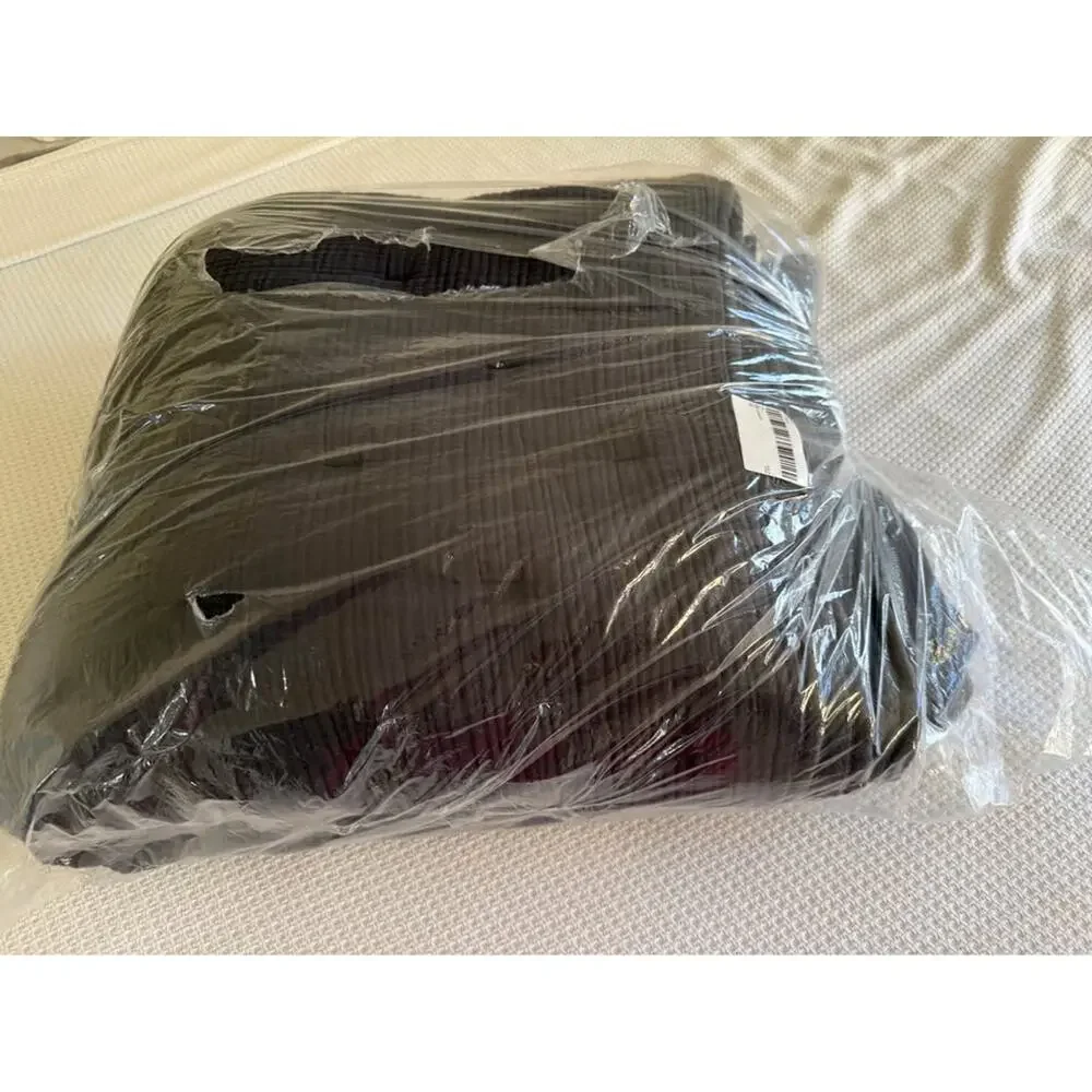 Quince Organic Cotton Gauze King size Quilt in color grey charcoal NWOT